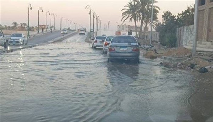 بالفيديو.. تعطل محطة الصرف بالعريش يغرق المنازل والمواطنون في معاناة