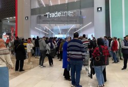 "فقاعة الديون" تنفجر في وجوه المصريين.. سياسات "الجباية" تحول الشعب إلى غارمين