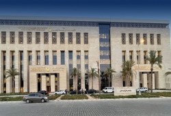 "مافيا" الجامعات الخاصة والأهلية.. الرسوم الدراسية "مصيدة" لابتزاز جيوب أولياء الأمور