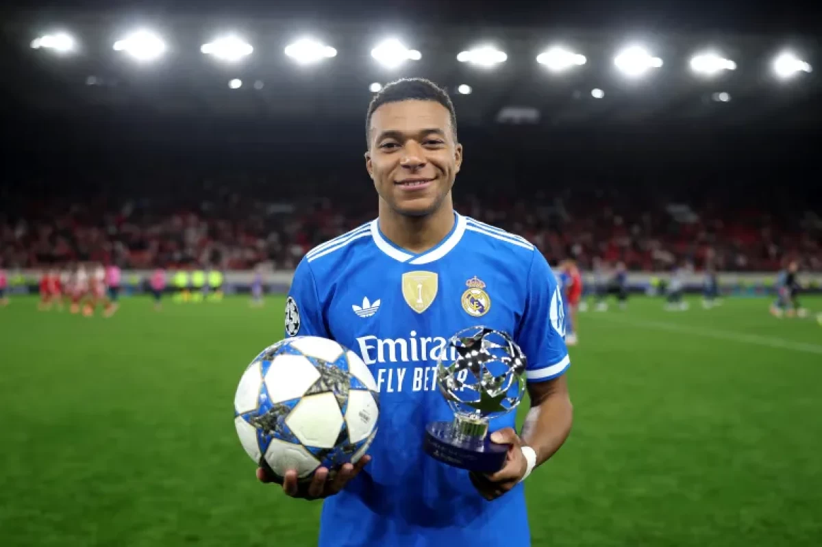 فيديو || مبابي ينضم لميسي ورونالدو.. 60 لاعبًا سجلوا رباعيات وخماسيات بدوري الأبطال