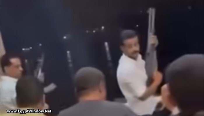 فيديو || ضابط شرطة يحتفل بالسلاح بعد فوز والده بالبرلمان بالمخالفة للقانون