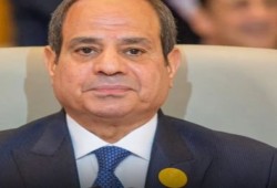 "مئة عام من العزلة".. عندما يُبشّر السيسي المصريين بقرن من الفقر والديون