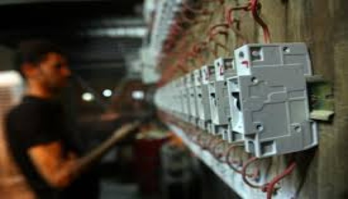 أنباء عن زيادة جديدة في أسعار الكهرباء بداية 2026.. ماذا قال مديولي؟