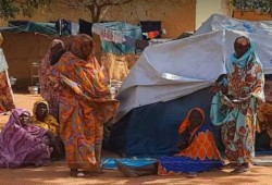 باحث أمريكي يُعرّي جرائم الإمارات..  تفاصيل مرعبة عن "صناديق القتل" وحرب الإبادة الجماعية في دارفور