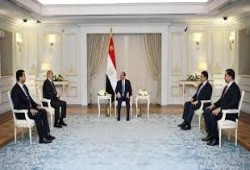 السيسي وحفتر: تحالف العسكر الذي يدفن أحلام الليبيين بالاستقرار والديمقراطية