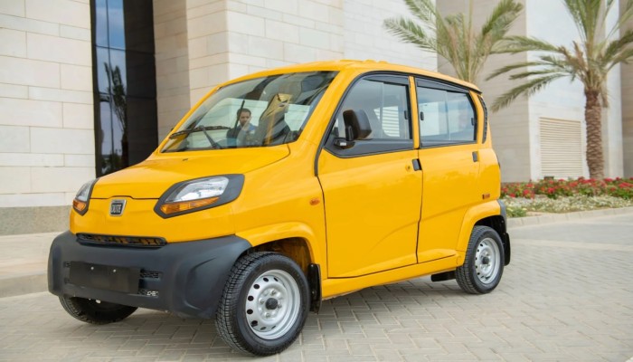 كيوت" بديل التوكتوك.. مركبة صغيرة تكشف مشروعًا كبيرًا لنهب العسكر لأموال المصريين