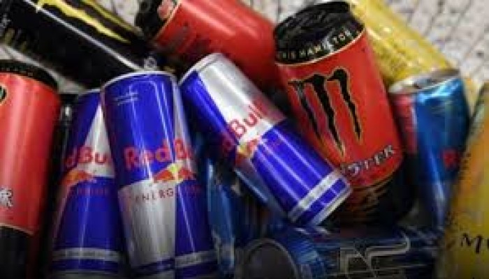 الإفراط في مشروبات الطاقة يصيب بالسكتة الدماغية 