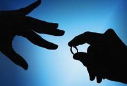 تأخر سن الزواج.. "سياسات التجويع" تغتال أحلام الشباب وتحول الأسرة المصرية إلى "مشروع مستحيل"