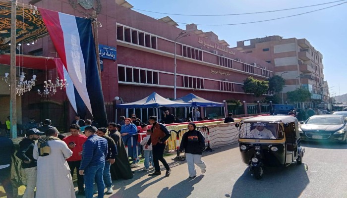 صدمة بين إعلاميي السيسي.. عزوف شعبي يطعن في شرعية مجلس النواب