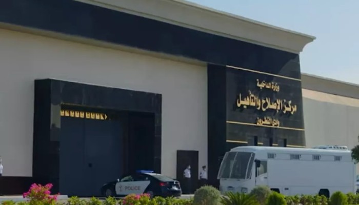 تقرير "القومي لحقوق الإنسان": شهادة وفاة للحريات أم "عملية تجميل" فاشلة لجرائم النظام؟