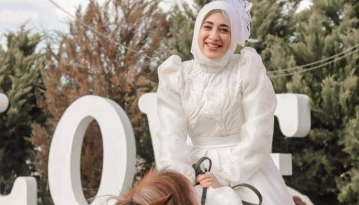 تأجيل محاكمة مصممة الأزياء "آية كمال الدين" واستمرار حبسها في قضية أمن دولة