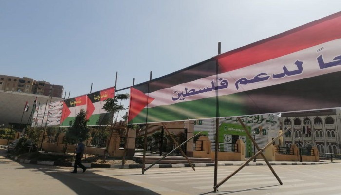 تجديد حبس 6 مواطنين بينهم طفل لرفعهم لافتات تضامن مع فلسطين