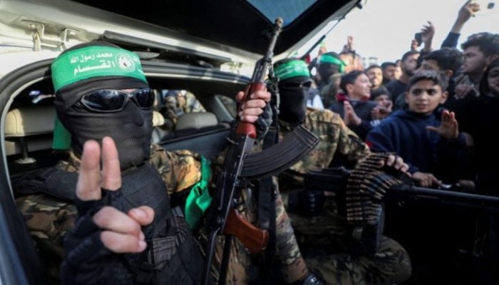 فورين بوليسي || هل تستطيع قطر وتركيا إقناع حماس بنزع سلاحها أم أن الحركة لها منطقها؟