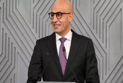 في مواجهة "كارثة التحرش المدرسي".. "قضايا المرأة" تضع "مناهج للتربية الجنسية" على طاولة الوزير المزور