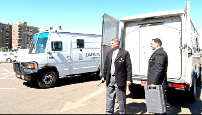 تشريد جماعي وتهديدات أمنية.. تسريح عشرات العمال من شركة «زد عبر البحار» بمصر الجديدة