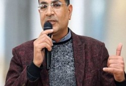 رئيس حزب الدستور السابق أمام النيابة بعد انتقاده التحقيق مع عمار علي حسن