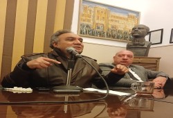 عمار علي حسن في "اتحاد الكتاب": الحريات العامة غائبة في مصر.. والخوف من الفوضى ذريعة سلطوية لقتل السياسة