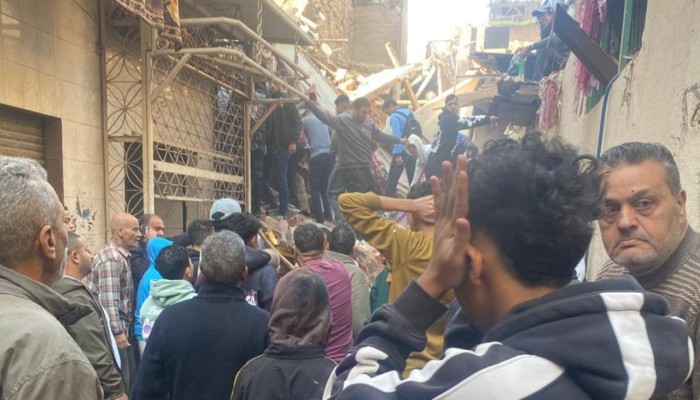 شاهد|| انهيار عقار مكون من 5 طوابق في إمبابة وانتشال 6 ناجين من تحت الأنقاض