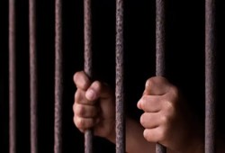 أطفال مصر تحت مقصلة قضاء السيسي... الحكم بالسجن 10 سنوات سجن لطفلين بدعوى الإرهاب!!!