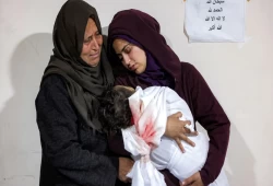 ميدل إيست آي || كيف ينجو المرء في غزة عندما يُقتَل أطفاله؟