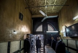 "الجنة المزعومة" في سجون العسكر.. وزير الخارجية يُروّج لـ"أسطورة" السجناء الرافضين للحرية بينما الجثث تخرج من الزنازين!