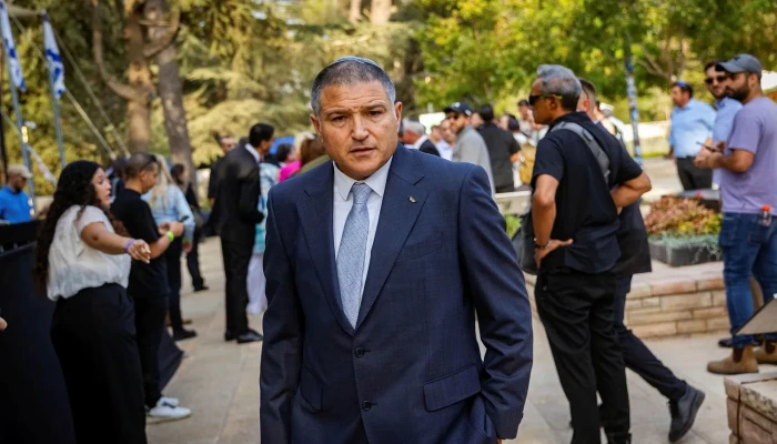 هآرتس || رئيس الشاباك يحذّر: تهريب السلاح بالطائرات المسيّرة من مصر والأردن تهديد استراتيجي لإسرائيل