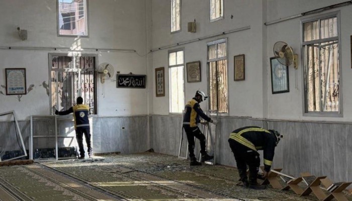 دماء في صلاة الجمعة... 8 قتلى بتفجير مسجد "علي بن أبي طالب" في حمص.. وإدانات عربية واسعة