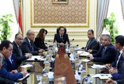 "مسرحية التغيير الوزاري".. تدوير الفشل واستنساخ الوجوه لخدمة "الدولة العميقة" على حساب شعب مطحون