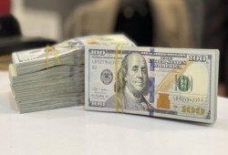 دوامة لا تنتهي.. الحكومة تقترض 800 مليون دولار جديدة بفائدة 4.25% لإطفاء "حرائق" القروض القديمة