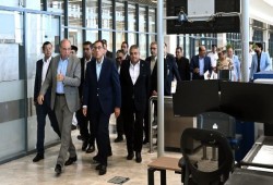 حلب المصريين بالخارج عبر رفع رسوم التأشيرات وتصديقات "الخارجية" من 5 جنيهات إلى 12 دولارًا