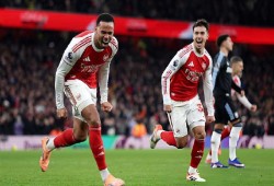 هدية نهاية العام وبطل الشتاء.. أرسنال يمطر شباك أستون فيلا برباعية يؤمن بها الصدارة