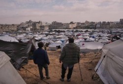 الجارديان|| إسرائيل تسمح للتجار بإدخال مواد «ثنائية الاستخدام» إلى غزة رغم حظرها على منظمات الإغاثة