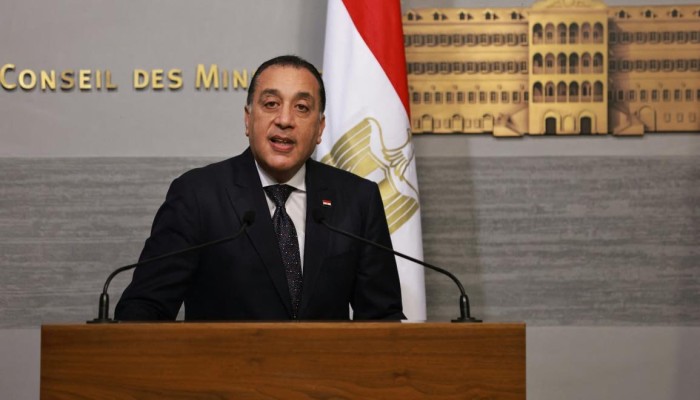 أزمة حكومة مدبولي: تعديل وزاري منتظر وسط فشل اقتصادي مدوٍّ.. هل يكون كبش فداء؟