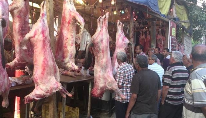اللحوم "المُحرّمة".. كيف حوّل الانقلاب البروتين إلى حلم بعيد المنال؟