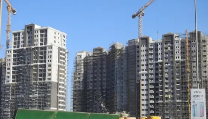 القطاع العقاري في مصر ينهار: من قاطرة التنمية إلى فخ النصب وضياع مدخرات المصريين