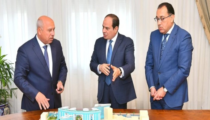 مع الدخول في مرحلة الانهيار.. السيسي يقترب من الإطاحة بمدبولي وتعيين بديل عسكري