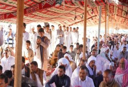 السيسي يبيع سملا وعلم الروم للقطريين ويهجّر أهلهما: مليارات الدولارات تذهب للسيسي.. والمواطنون لهم السجن أو الشارع