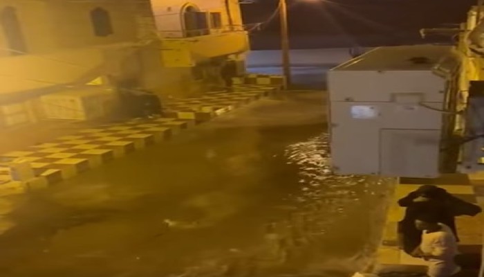 كارثة في أسوان: عندما تتحول قرية نويبة إلى مستنقع بعد انفجار ماسورة صرف صحي