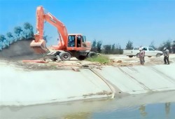 ردم ترعة "الشيخ زايد" يُبوّر 57 ألف فدان في العلمين والضبعة لصالح "جمهورية الكومباوندات"