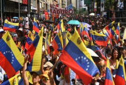 مؤسسة كارنيجي || كلفة ضعف الرد الأوروبي على فنزويلا