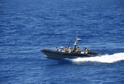 إطلاق نار إسرائيلي على سفينة مصرية قبالة سيناء… انتهاك سيادة جديد في غياب المحاسبة أو الردع تحت حكم العسكر