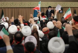 ميدل إيست مونيتور || احتجاجات إيران تكشف أزمة بنيوية لا انهيارًا مفاجئًا