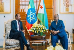 ردًا على الحصار المصري لإثيوبيا.. آبي أحمد يزور جيبوتي ويتفقد ميناء دوراليه 