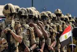 ميدل إيست آي || الجيش المصري يحتفظ بمليارات الدولارات سرًا بينما تتعثر الدولة في سداد الديون