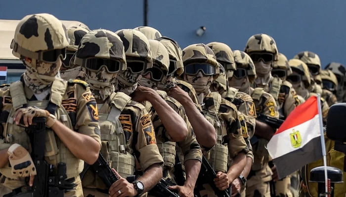 ميدل إيست آي || الجيش المصري يحتفظ بمليارات الدولارات سرًا بينما تتعثر الدولة في سداد الديون
