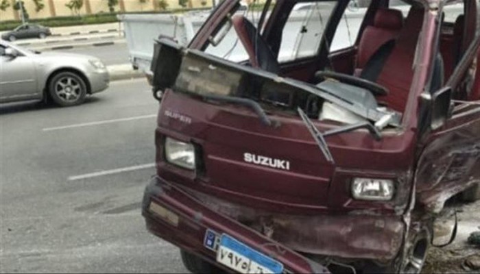 انقلاب سيارة تقل عاملات بالشرقية يُصيب 11 عاملة وسائقين