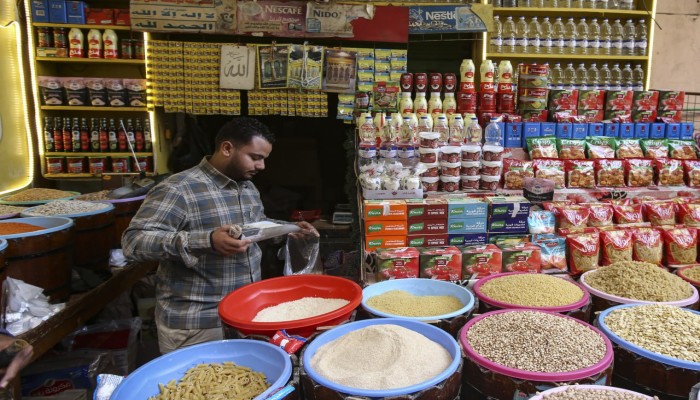 حين يصبح الطعام معركة يومية للبقاء.. تراجع القدرة الشرائية يدفع ملايين المصريين إلى حافة الجوع