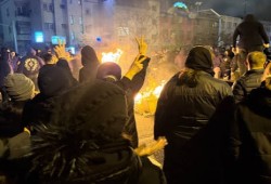 الجارديان || الولايات المتحدة وبريطانيا تسحبان جزءًا من قواتهما من الشرق الأوسط وسط تهديدات إيرانية