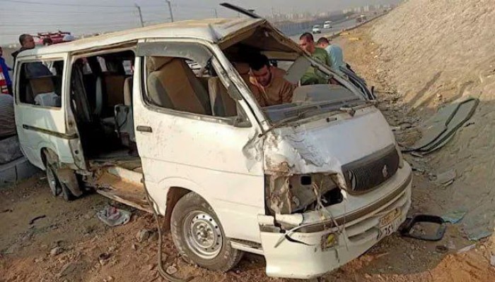 إصابة 7 أشخاص بانقلاب ميكروباص على طريق "قنا – سفاجا"