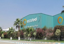 رسوم الإغراق واحتكار "عز وبشاي والسويس" للمخزون يرفع أسعار حديد التسليح 3 آلاف جنيه